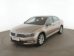Gelb Gebraucht 2016 VW Passat Highline Limousine | 17.090 € (Fairer Preis)