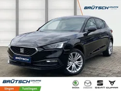 Mitternachtsschwarz metallic Gebraucht 2024 Seat Leon Style Limousine | 23.990 € (Fairer Preis)