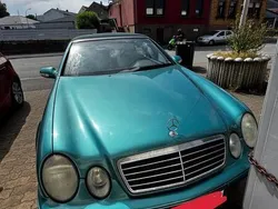 Grün Gebraucht 2000 Mercedes CLK200 Cabrio | 1.550 € (Superpreis)