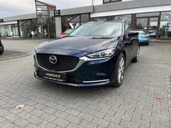 Deep crystal blue (metallic) Gebraucht 2022 Mazda 6 Sports-Line Kombi | 24.790 € (Guter Preis)