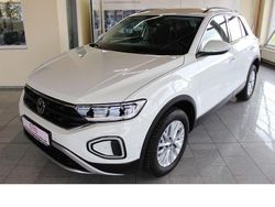 Pure white Gebraucht 2025 VW T-Roc Life SUV | 22.988 € (Guter Preis)