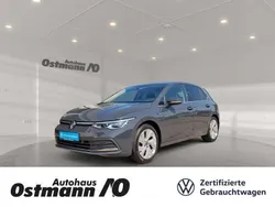 Grau Gebraucht 2021 VW Golf VIII Style Limousine | 21.990 € (Etwas zu teuer)