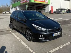 Schwarz Gebraucht 2015 Kia Ceed Kombi | 9.500 € (Etwas zu teuer)