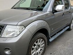 Grau Gebraucht 2016 Nissan Navara Abholung | 17.700 €