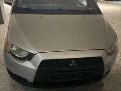 Grau Gebraucht 2009 Mitsubishi Colt Intense Kleinwagen | 2.000 €
