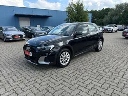Schwarz Gebraucht 2023 Audi A1 Comfort Kleinwagen | 17.850 € (Guter Preis)