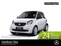 Weiß Gebraucht 2017 Smart ForTwo Coupé Passion Kleinwagen | 7.854 € (Superpreis)