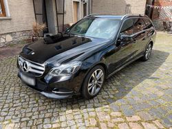 Schwarz Gebraucht 2013 Mercedes E300 Kombi | 16.500 € (Fairer Preis)