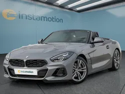 Grau Gebraucht 2023 BMW Z4 Cabrio | 40.749 € (Fairer Preis)