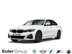Weiss Gebraucht 2021 BMW 330 Performance Limousine | 30.999 € (Fairer Preis)