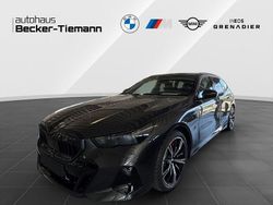 Grau Neu 2025 BMW 540 Exclusive Limousine | 80.950 € (Fairer Preis)