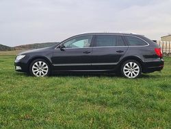 Schwarz Gebraucht 2010 Skoda Superb Kombi | 5.300 € (Fairer Preis)