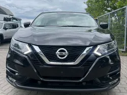Schwarz Gebraucht 2019 Nissan Qashqai N-Connecta SUV | 11.990 € (Superpreis)