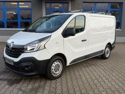 Weiß Gebraucht 2018 Renault Trafic Komfort Van / Kleinbus | 11.950 € (Superpreis)