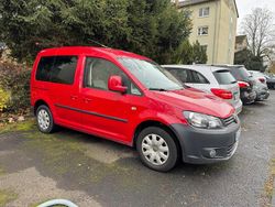 Rot Gebraucht 2012 VW Caddy Van / Kleinbus | 5.000 €