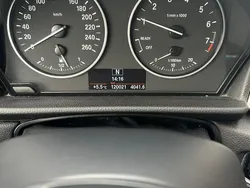 Silber Gebraucht 2016 BMW 120 Kleinwagen | 10.000 €