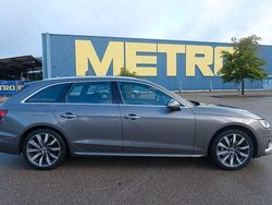 Grau Gebraucht 2020 Audi A4 Advanced Kombi | 17.399 € (Guter Preis)