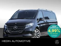 Schwarz Gebraucht 2024 Mercedes V300 Avantgarde Van / Kleinbus | 69.972 € (Teuer)