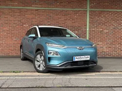 Ceramic blue / mic Gebraucht 2020 Hyundai Kona SUV | 16.400 € (Fairer Preis)