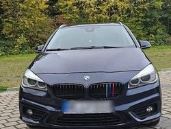Blau Gebraucht 2015 BMW 220 Active Tourer Sport Line Van / Kleinbus | 13.999 € (Etwas zu teuer)