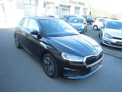 Schwarz Gebraucht 2022 Skoda Fabia Tour Kleinwagen | 16.400 € (Etwas zu teuer)