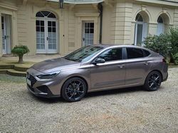 Braun Gebraucht 2021 Hyundai i30 N Line Limousine | 22.499 € (Teuer)