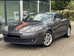 Grau Gebraucht 2008 Hyundai Coupé Coupé | 4.500 € (Etwas zu teuer)
