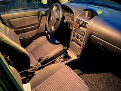 Schwarz Gebraucht 2002 Opel Astra Edition Kleinwagen | 2.500 € (Teuer)