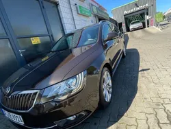 Braun Gebraucht 2014 Skoda Superb Ambition Limousine | 11.750 € (Fairer Preis)