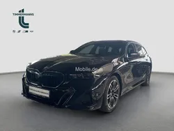 Schwarz Gebraucht 2025 BMW 520 M Sport Kombi | 53.980 € (Superpreis)