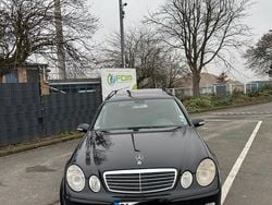 Schwarz Gebraucht 2004 Mercedes E270 Kombi | 2.350 € (Guter Preis)