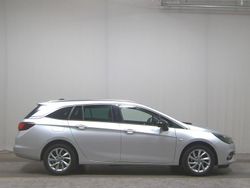 Silber Gebraucht 2021 Opel Astra Business Elegance Kombi | 13.680 € (Guter Preis)