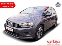 Grau Gebraucht 2017 VW Golf Sportsvan Sound Van / Kleinbus | 17.950 € (Etwas zu teuer)