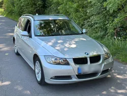 Grau Gebraucht 2008 BMW 320 Advantage Kombi | 4.999 €