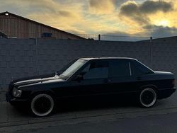 Schwarz Gebraucht 1990 Mercedes 190 Limousine | 11.000 €