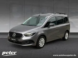 Grau Gebraucht 2025 Mercedes Citan 113 Progressive Kombi | 28.400 € (Etwas zu teuer)