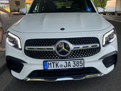 Weiß Gebraucht 2021 Mercedes GLB250 AMG line SUV | 33.700 € (Superpreis)