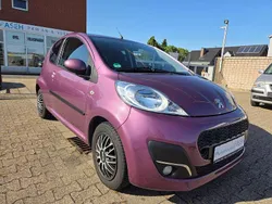 Lackierung plum/metalliclacki Gebraucht 2014 Peugeot 107 Active Kleinwagen | 5.290 € (Fairer Preis)