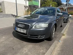 Grau Gebraucht 2007 Audi A4 Limousine | 4.000 € (Fairer Preis)