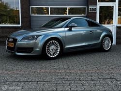 Grau Gebraucht 2006 Audi TT Sport | 5.750 €