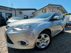 Silber Gebraucht 2012 Ford Focus ST Limousine | 3.449 € (Superpreis)
