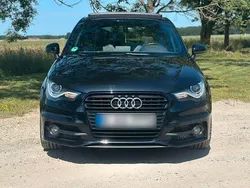 Schwarz Gebraucht 2013 Audi A1 S-Line Kleinwagen | 13.850 € (Etwas zu teuer)