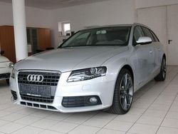 Silber Gebraucht 2011 Audi A4 Attraction Kombi | 8.900 € (Guter Preis)
