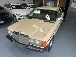 Beige Gebraucht 1983 Mercedes E300 Limousine | 15.000 €