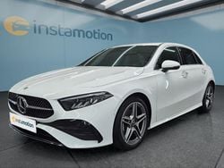 Weiß Gebraucht 2025 Mercedes A200 AMG Limousine | 33.499 € (Fairer Preis)
