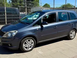 Metro m2 Gebraucht 2007 Opel Zafira Edition Van / Kleinbus | 2.420 € (Fairer Preis)