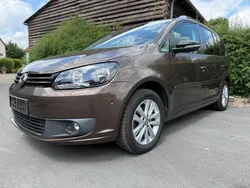 Braun Gebraucht 2012 VW Touran Style Van / Kleinbus | 8.300 € (Fairer Preis)