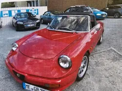 Rot Gebraucht 1987 Alfa Romeo Spider Cabrio | 18.000 €