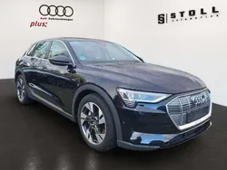 Schwarz Gebraucht 2021 Audi e-tron Basis SUV | 27.990 € (Fairer Preis)