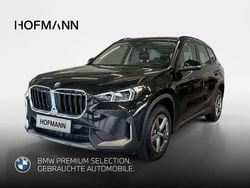 Saphirschwarz metallic Gebraucht 2024 BMW X1 Shadowline SUV | 39.852 € (Superpreis)
